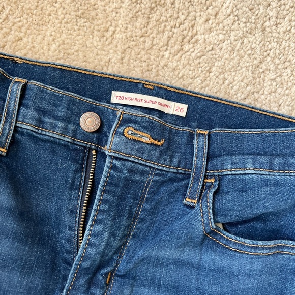 Levi’s 720 High Rise Super Skinny Women’s Jeans - Size 26 - Picture 2 of 3